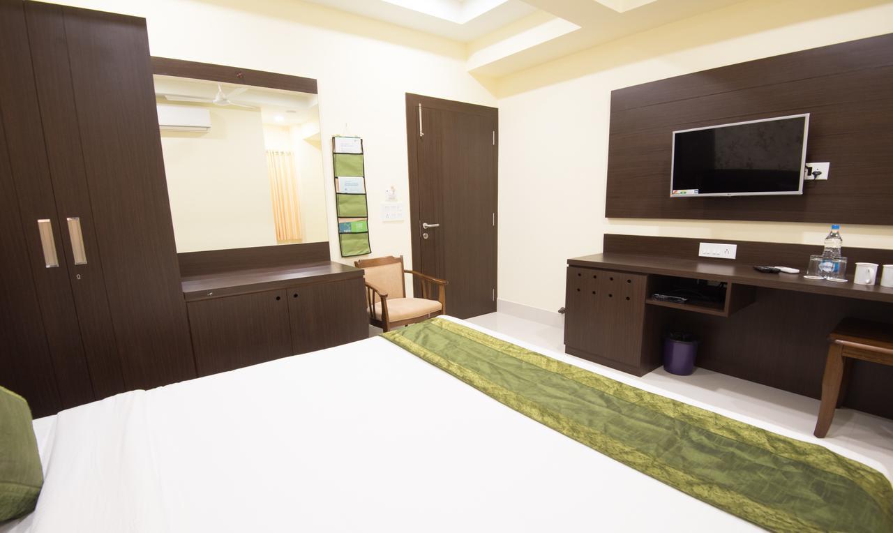 Treebo King'S Court Chandrasekharpur Bhubaneswar Exterior foto