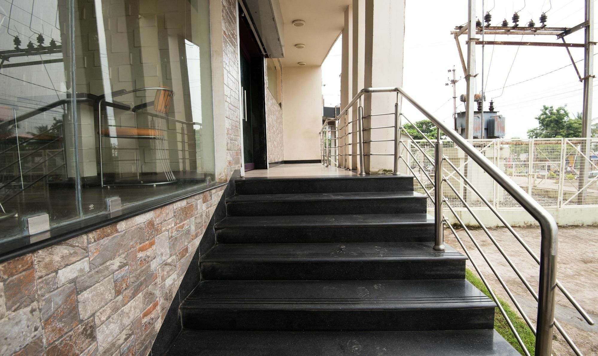 Treebo King'S Court Chandrasekharpur Bhubaneswar Exterior foto